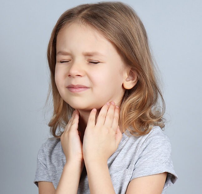 little-kid-sore-throat