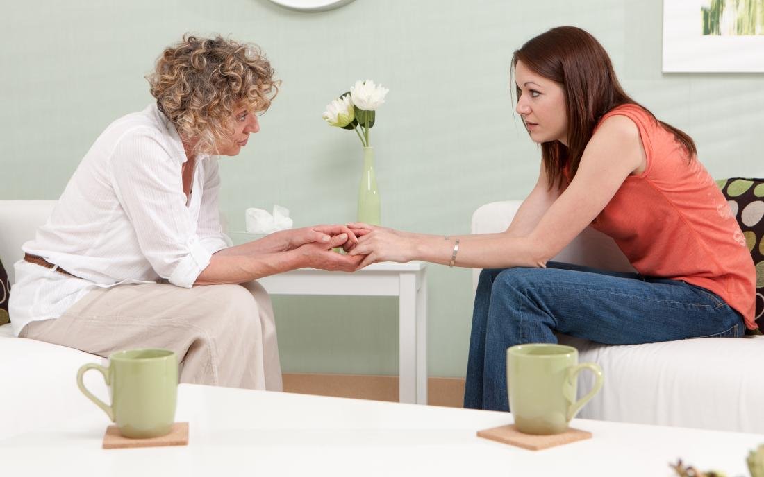 therapist-holding-hands-with-patient